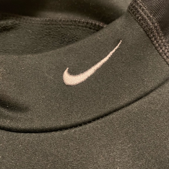 Nike Fit Dry Shirt - Picture 2 of 4